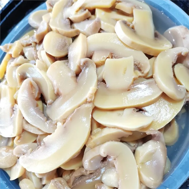 Sliced Mushroom in Brine in Drums